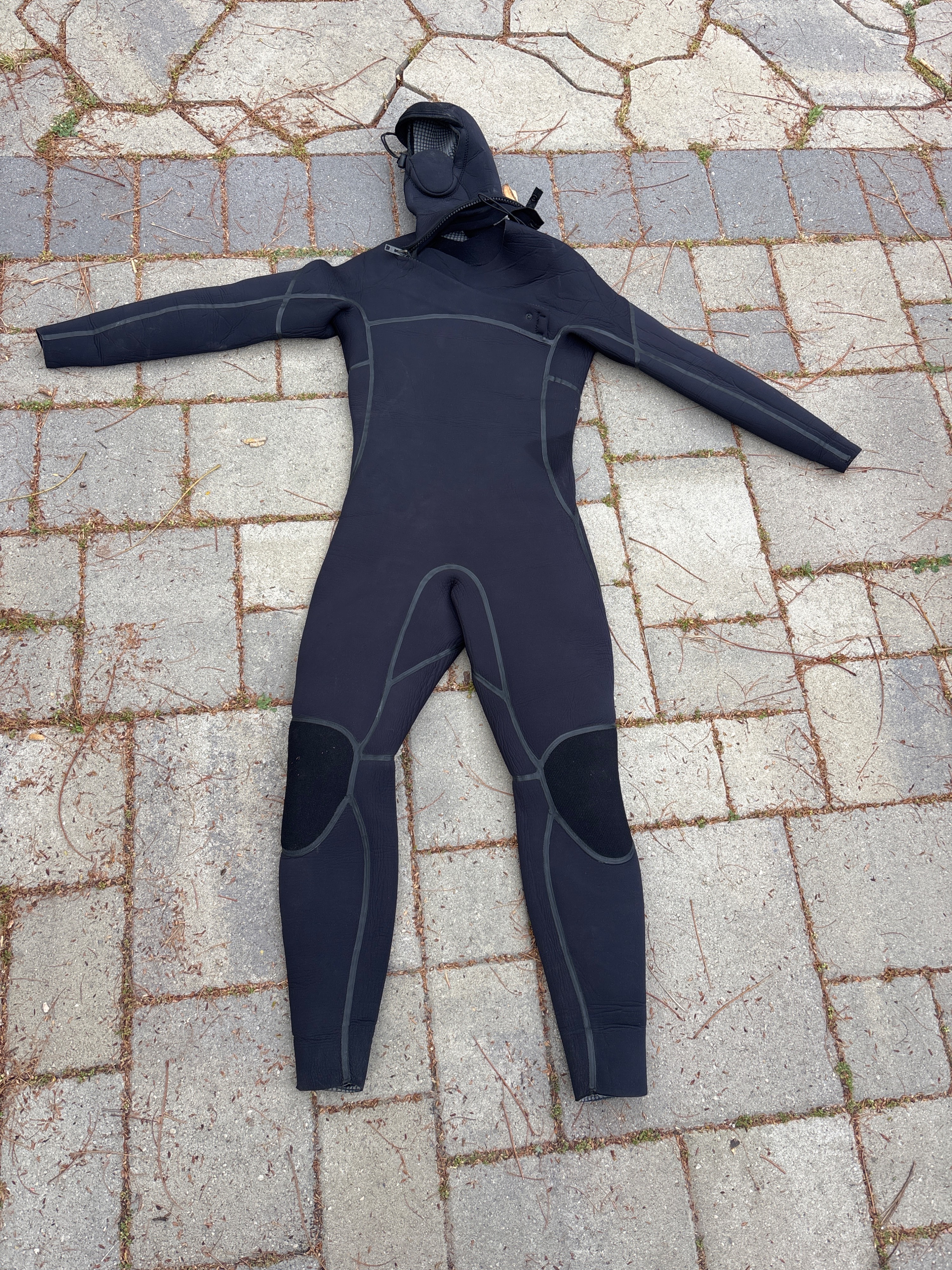 Need Essentials 6/4/3 Hooded Wetsuit - Thumbnail 2