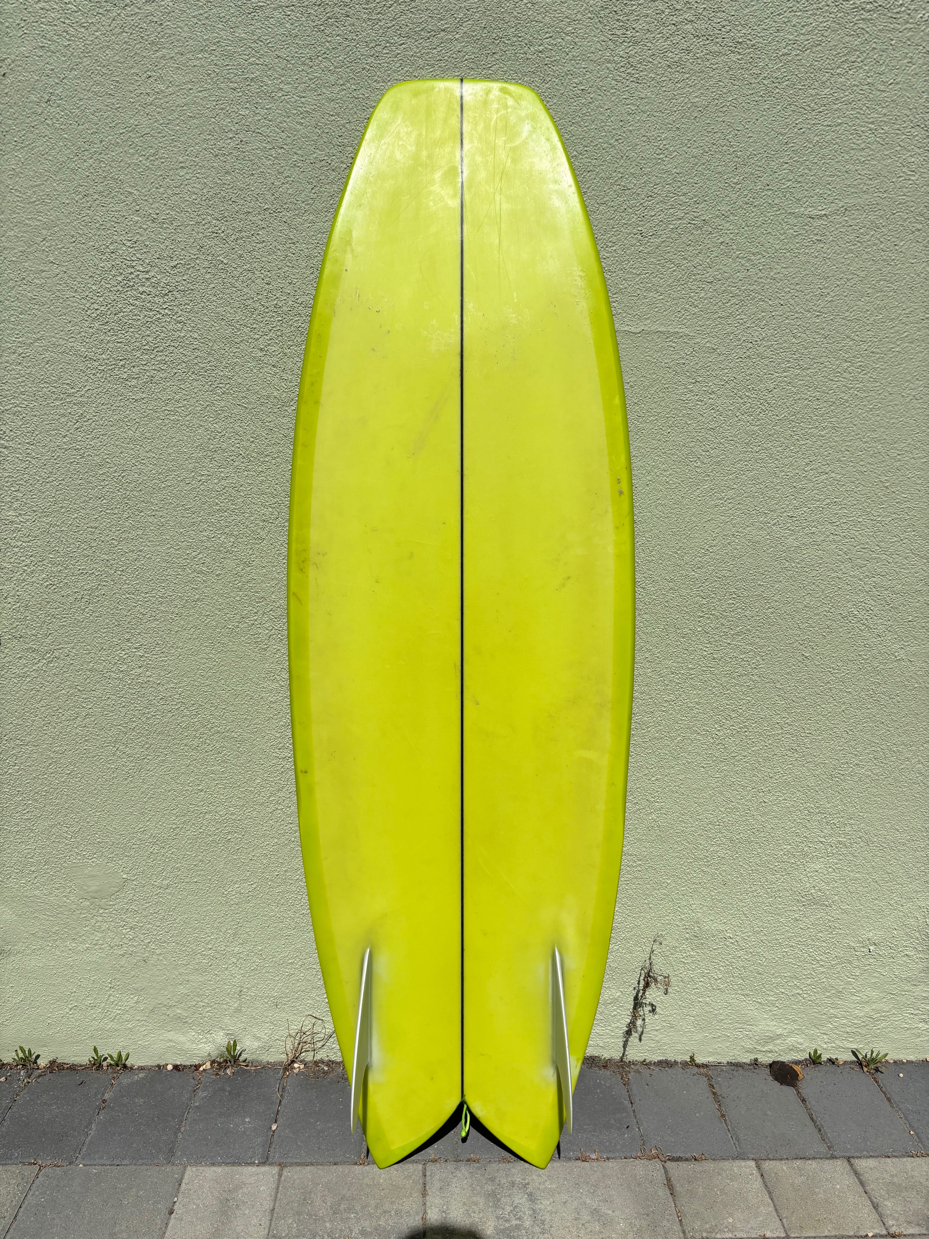 Toy Boat Surfboard - 5'5 - Thumbnail 2