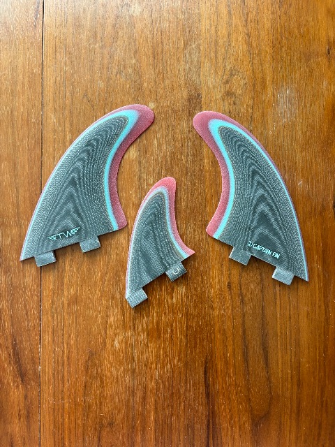 Captain Fin Tyler Warren Twin 2+1 FCS Fins · Reswell
