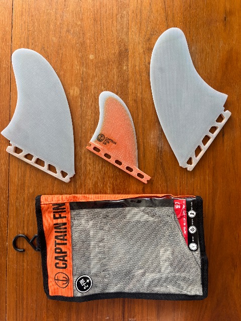 Captain Fin Chippa Wilson + NPJ Twin 2+1 · Reswell